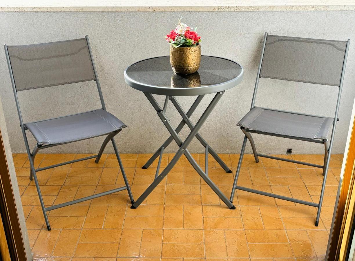 Les Suites Di Adi Apt Bari Exterior foto
