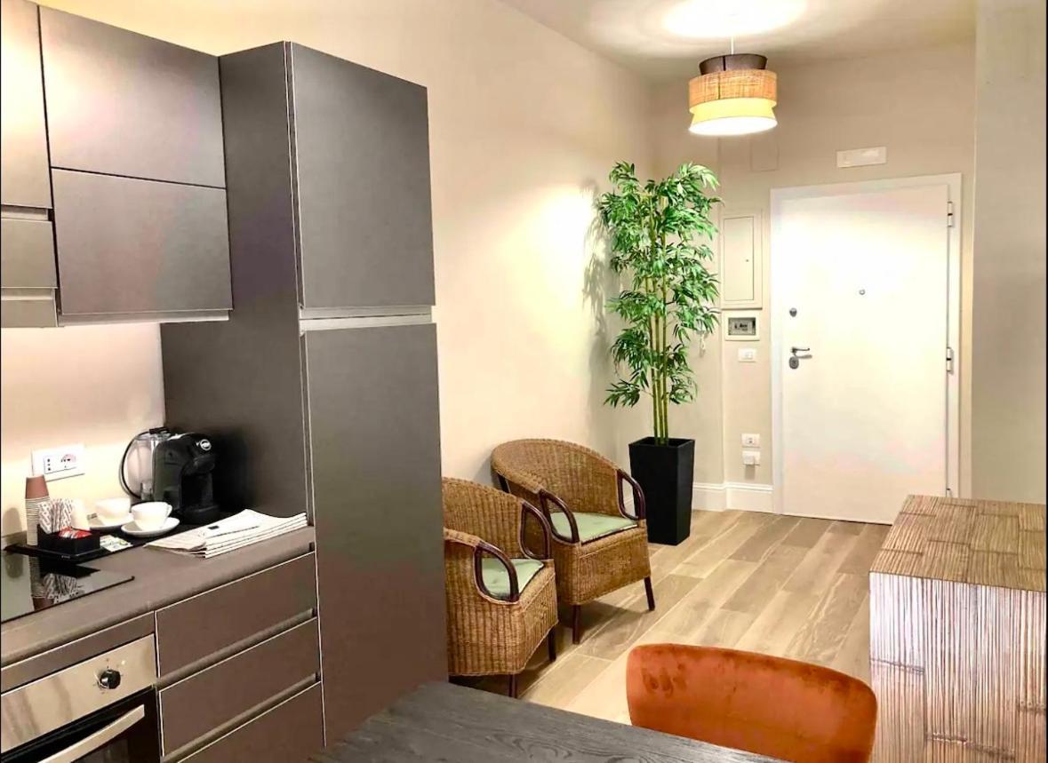 Les Suites Di Adi Apt Bari Exterior foto